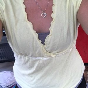 Women’s top with “tie” in the back